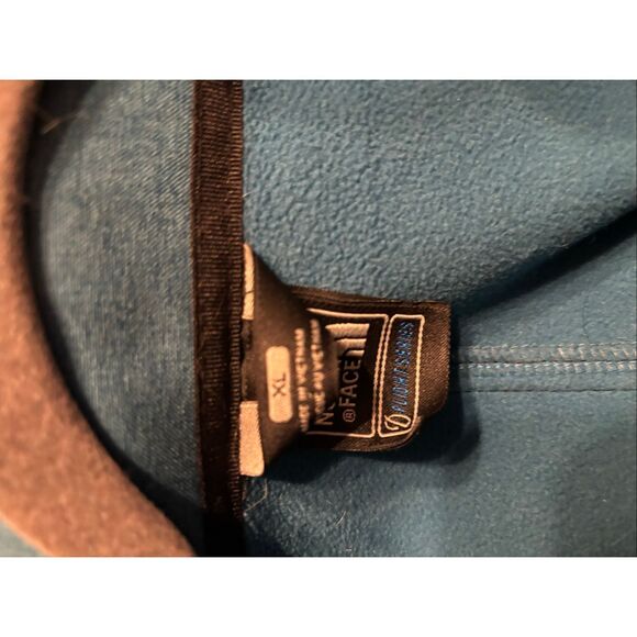The North Face Coat - Picture 2 of 4